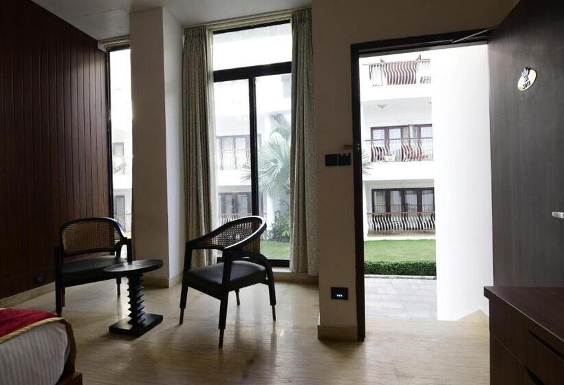 هتل Park Regis Goa