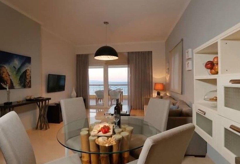 Fotos del hotel Pictures Suites:  25