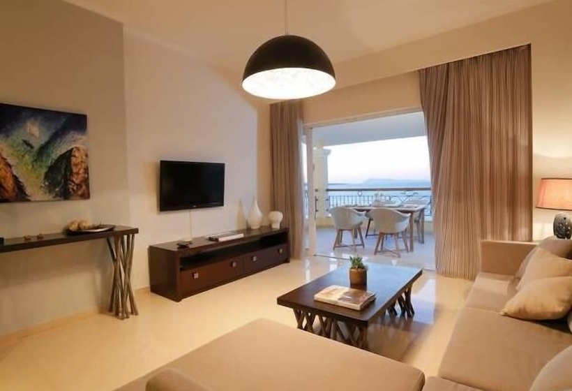 Fotos del hotel Pictures Suites:  11