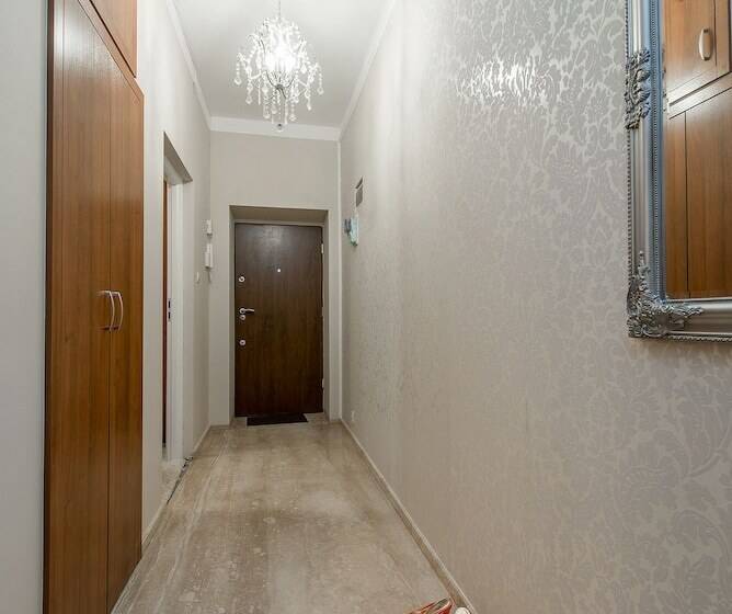 هتل Rondo Onz P&o Apartments