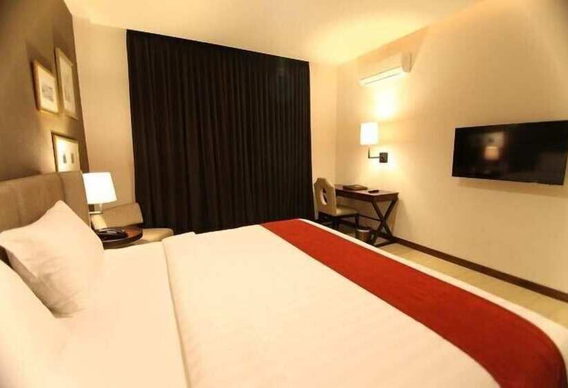 هتل Royal Padjadjaran