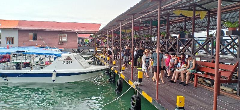 בית מלון כפרי Sipadan Inn 1