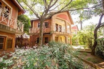 هتل Tal Cottages