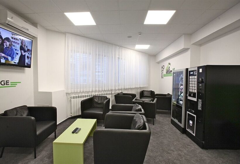 3 F Hostel