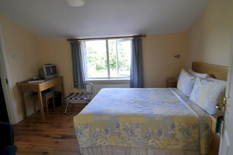 Carrowntober House B & B