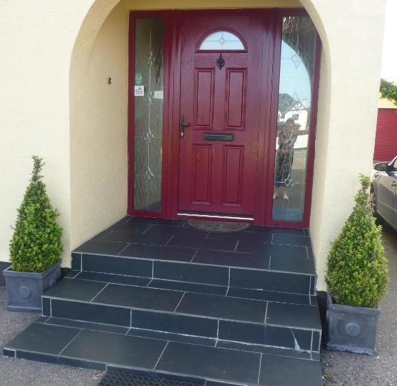 Cloverlawn B&b