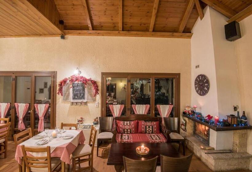 هتل Mesostrati Guesthouse