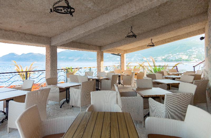 هتل Wind Rose Resort Montenegro