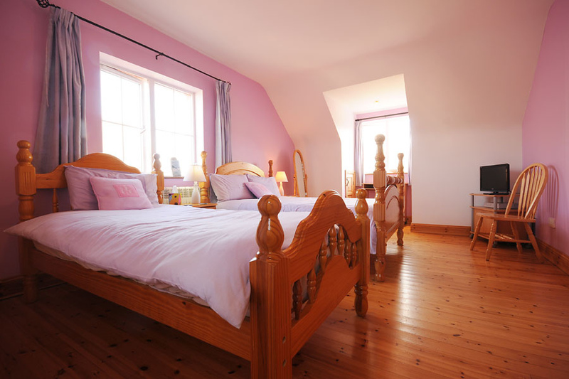 Lurraga House Bed & Breakfast