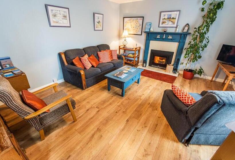 Seawinds Bed And Breakfast