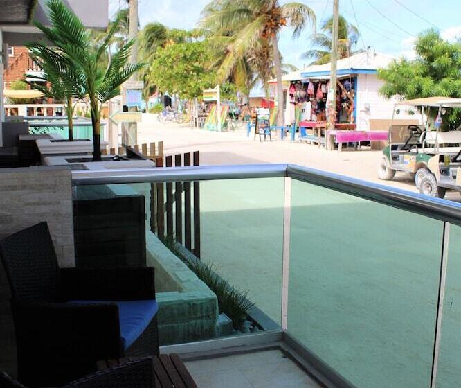 בית מלון כפרי Barefoot Caye Caulker