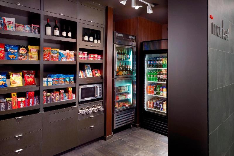 호텔 Courtyard By Marriott Lagrange