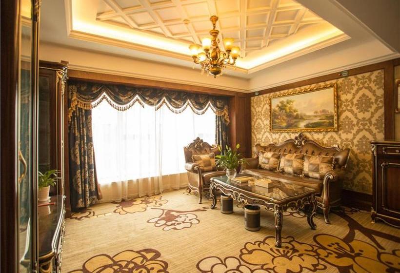 هتل Chengdu French Theme Gold Palace
