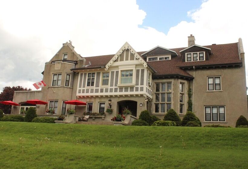 فندق Grey Gables Inn