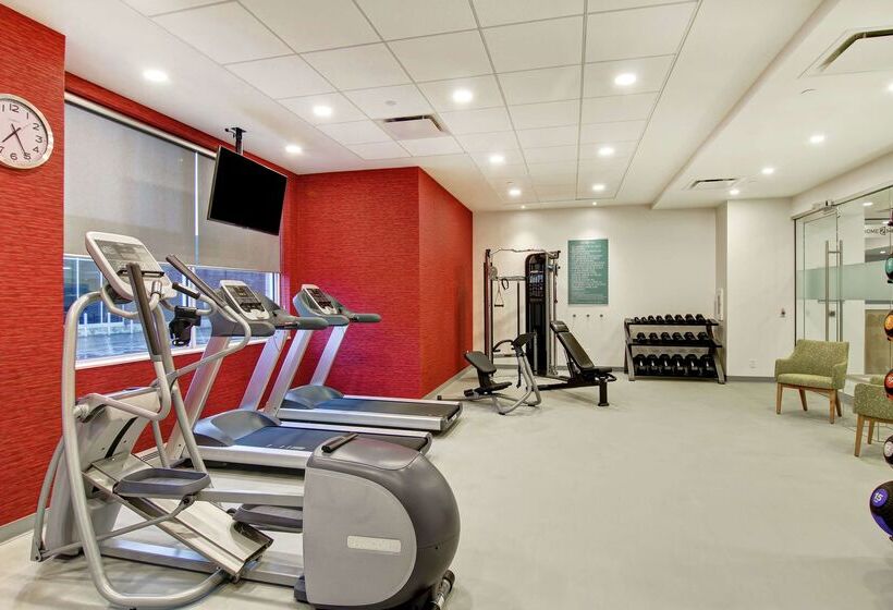 هتل Home2 Suites By Hilton Montreal Dorval