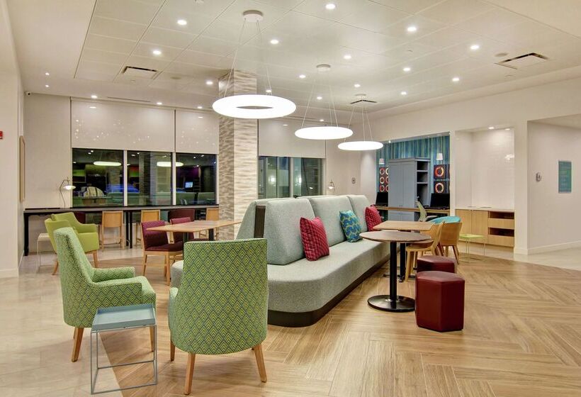 هتل Home2 Suites By Hilton Montreal Dorval