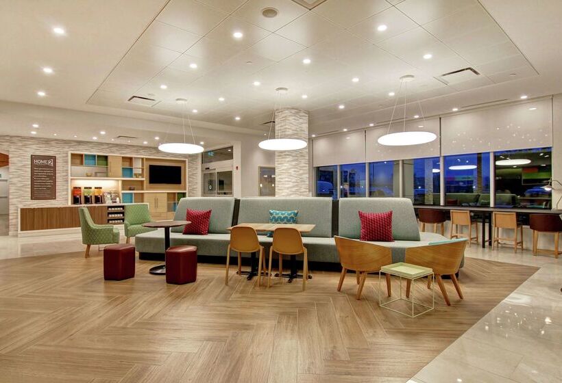 هتل Home2 Suites By Hilton Montreal Dorval