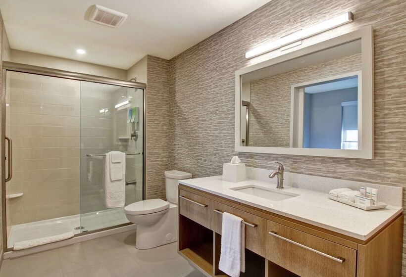 هتل Home2 Suites By Hilton Montreal Dorval