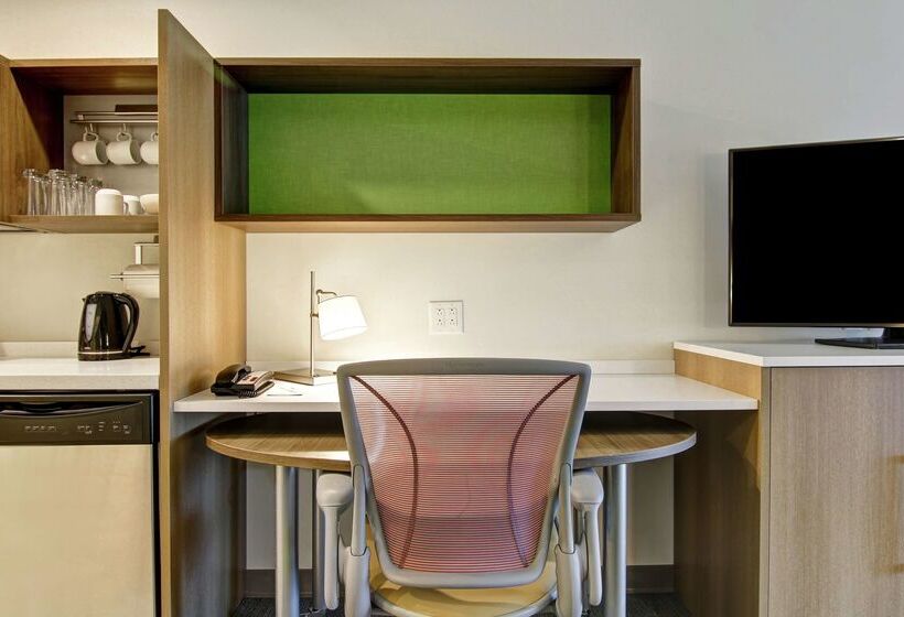 هتل Home2 Suites By Hilton Montreal Dorval