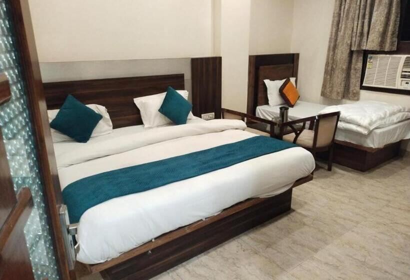 Hotel Lav Kush Deluxe At Paharganj