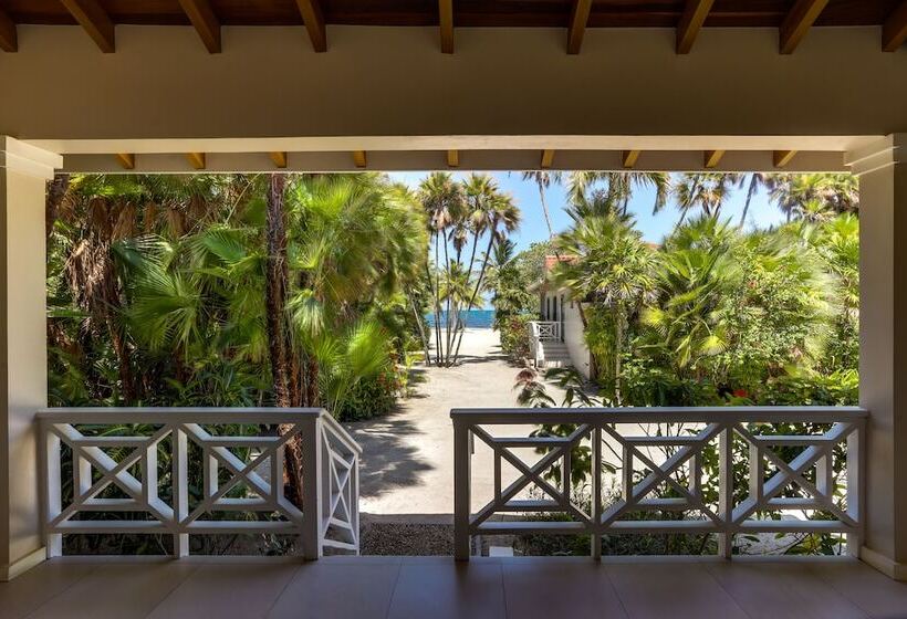 בית מלון כפרי Naia Resort And Spa