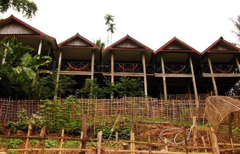 هتل Riverview Bungalows & Gh