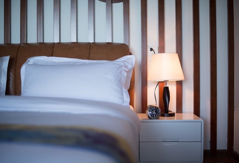 هتل Skylini Seaview Holiday Inn Dali