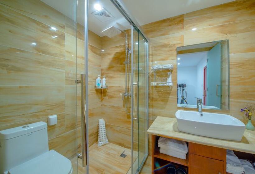 هتل Skylini Seaview Holiday Inn Dali