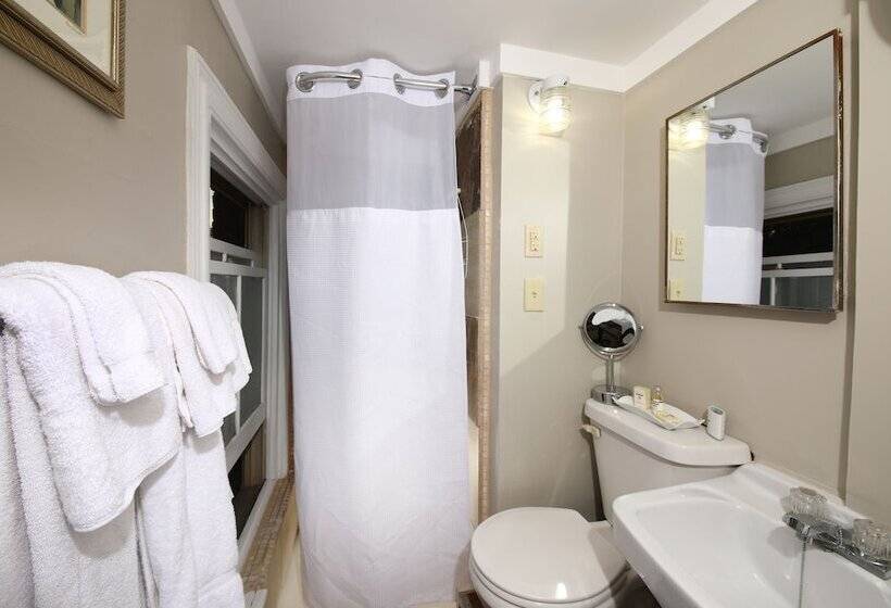 Отель Suites Of Euston