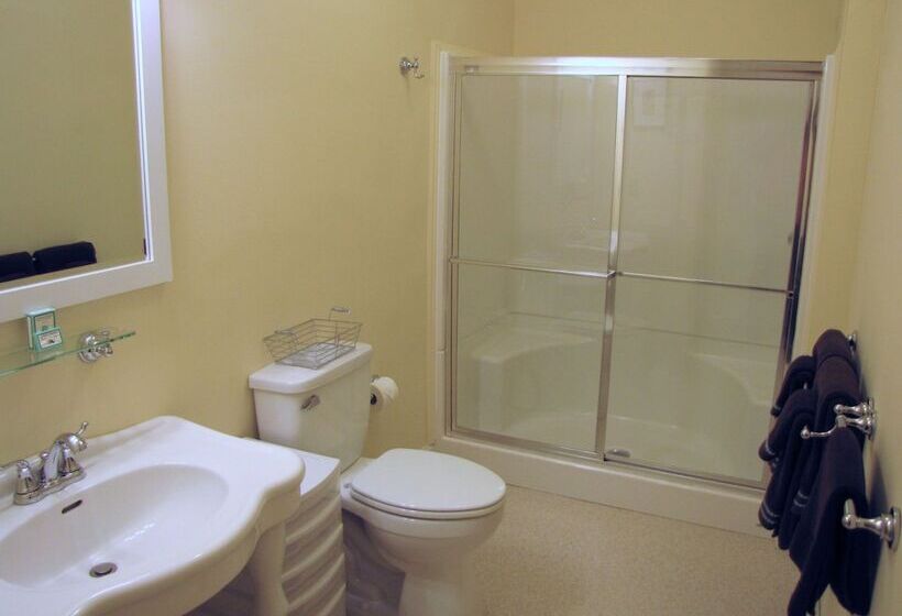 Отель Tawsty Flower Haines Suites