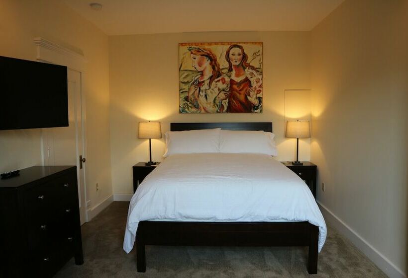 호텔 Tawsty Flower   Haines Suites