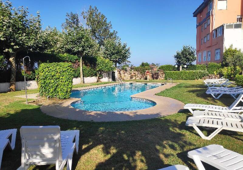 Apartamentos Playa De La Lanzada 3000