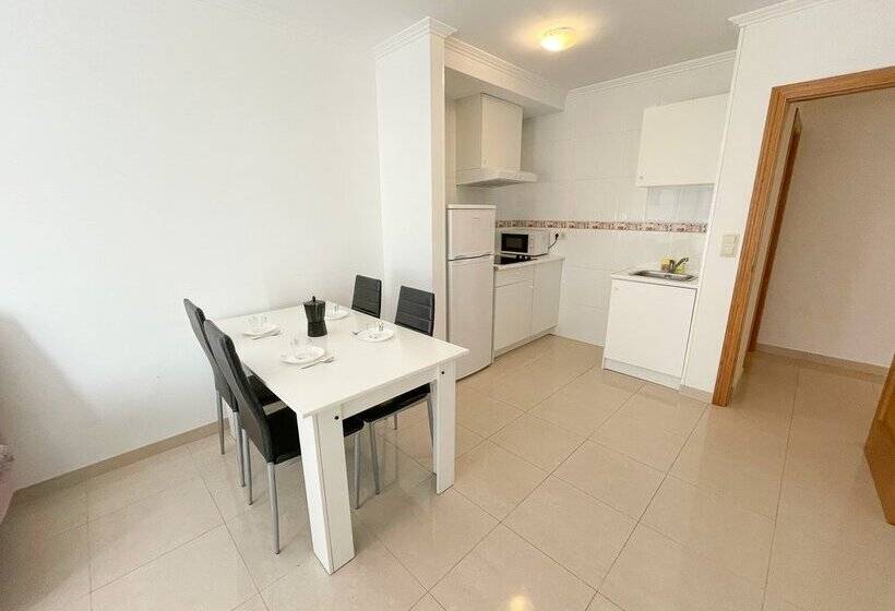 Apartamentos Playa De La Lanzada 3000