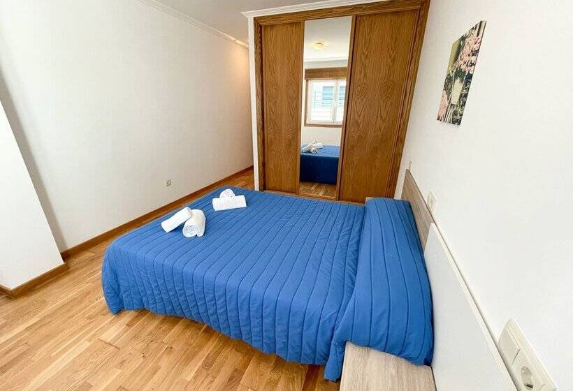 Apartamentos Playa De La Lanzada 3000