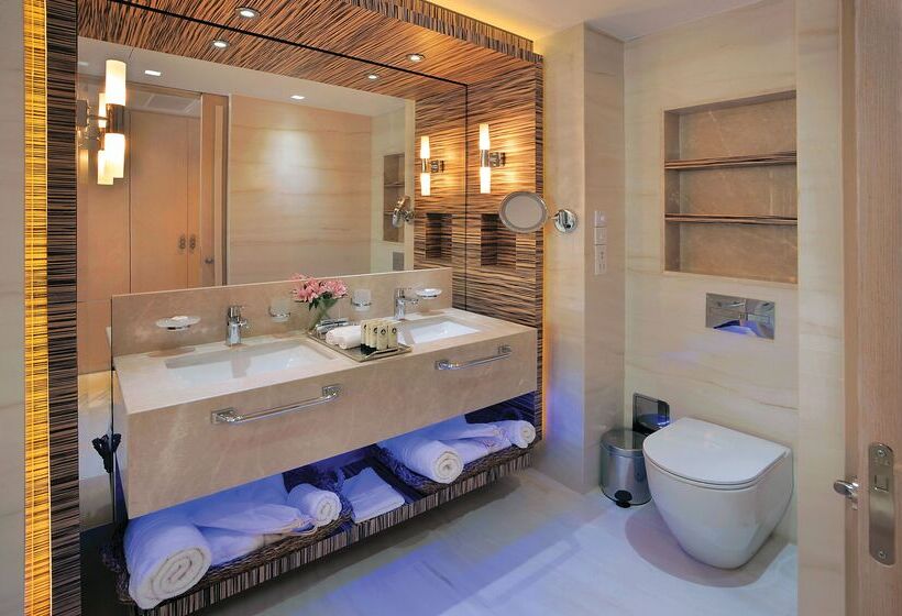Amavi, Madefortwo Hotels   Paphos