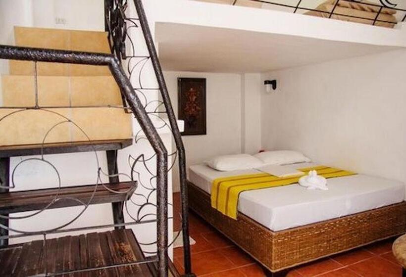 בית מלון כפרי Boracay Ocean Bay