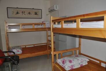 هتل Dengfeng Climb International Hostel