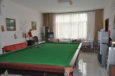 هتل Dengfeng Climb International Hostel