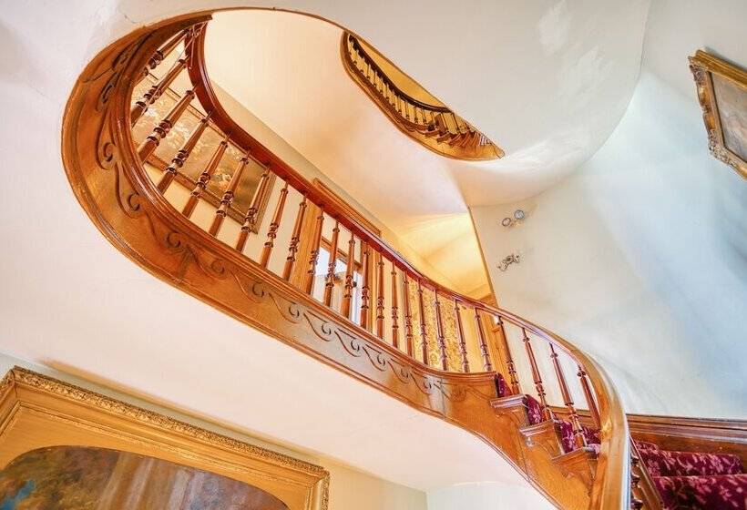 هتل Galena Inn Formerly Victorian Mansion