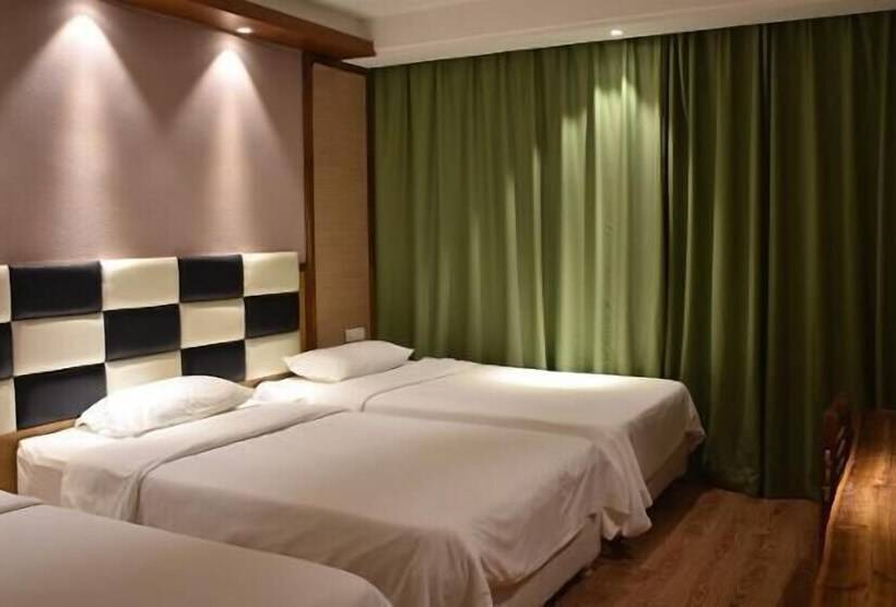 בית מלון כפרי Hanting Express Yangshuo West Street