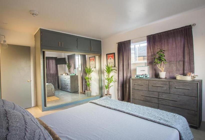 בית מלון כפרי House Of Trestles   Hostel