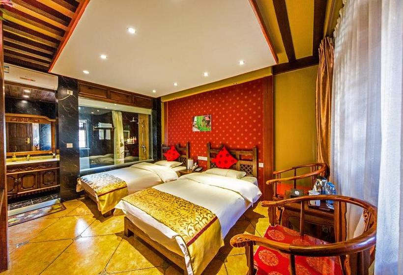 فندق Lijiang He Mu Ju Family Inn