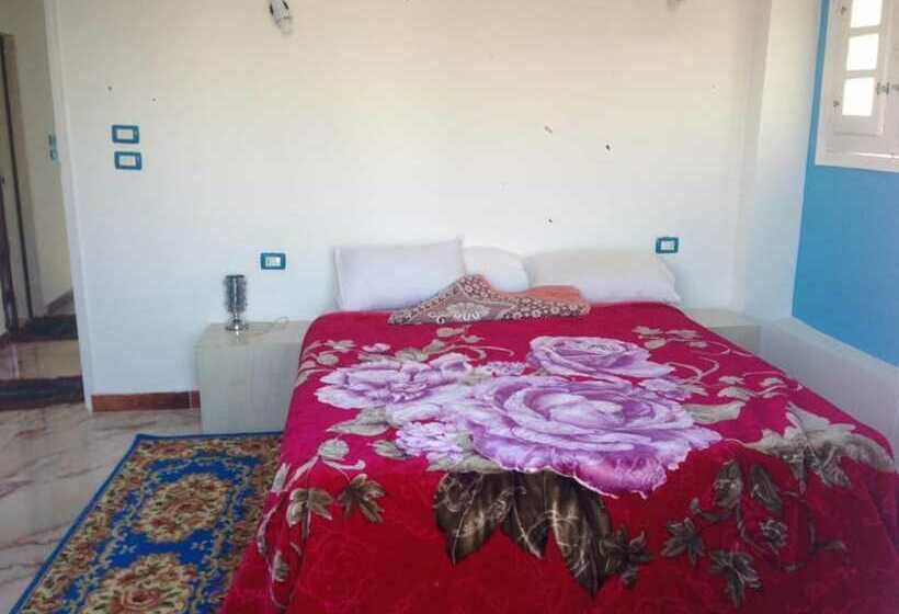 هتل Luxor Guest House