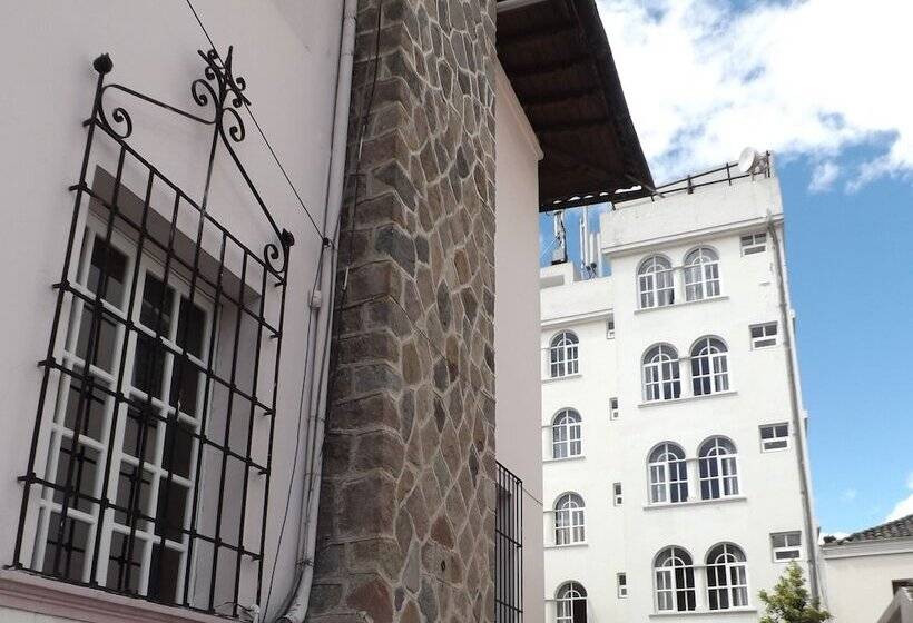 هتل Plaza Internacional