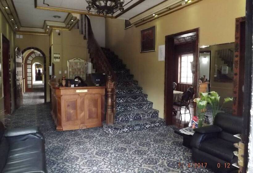 هتل Plaza Internacional