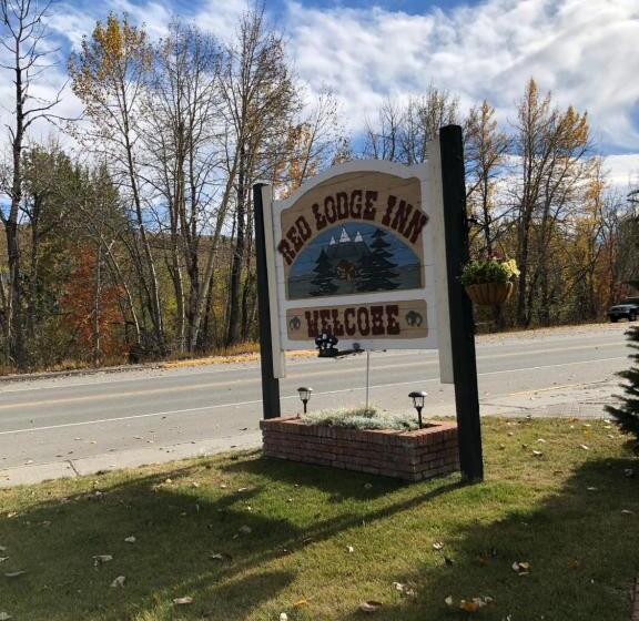 فندق Red Lodge Inn