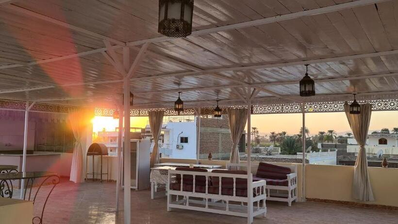 هتل Senmut Luxory Rooms