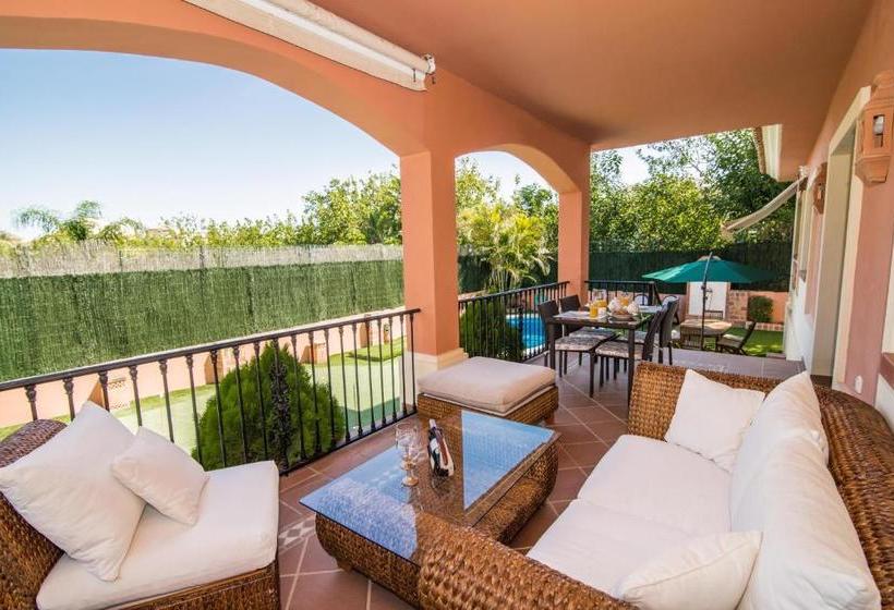בית מלון כפרי Benalmádena Coast Villa