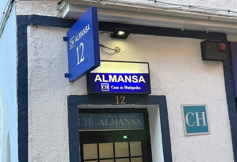 هتل Casa De Huéspedes Almansa