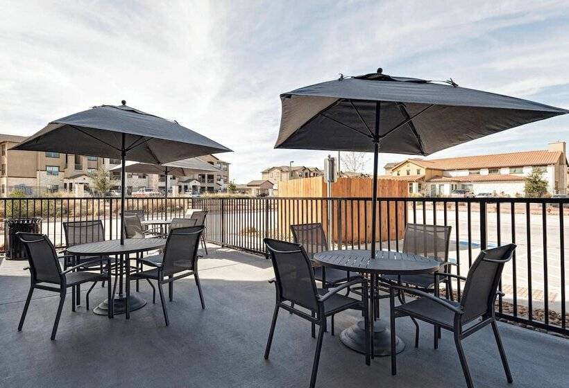 هتل Fairfield Inn & Suites By Marriott Austin Buda